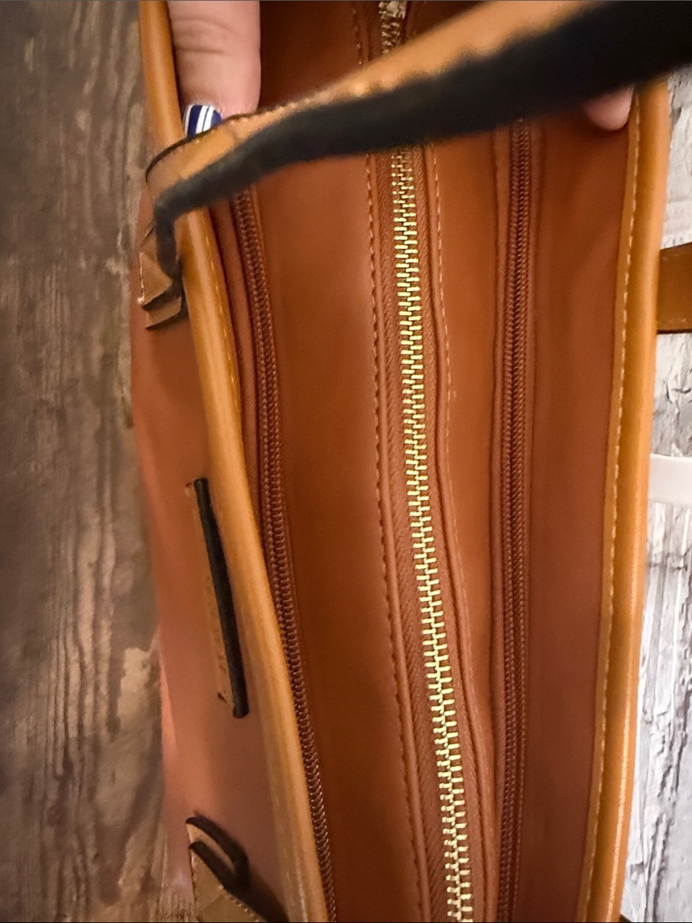 Kurgo Cognac Leather Tote with Honey Trim with wristlet pouch - Picture 13 of 13